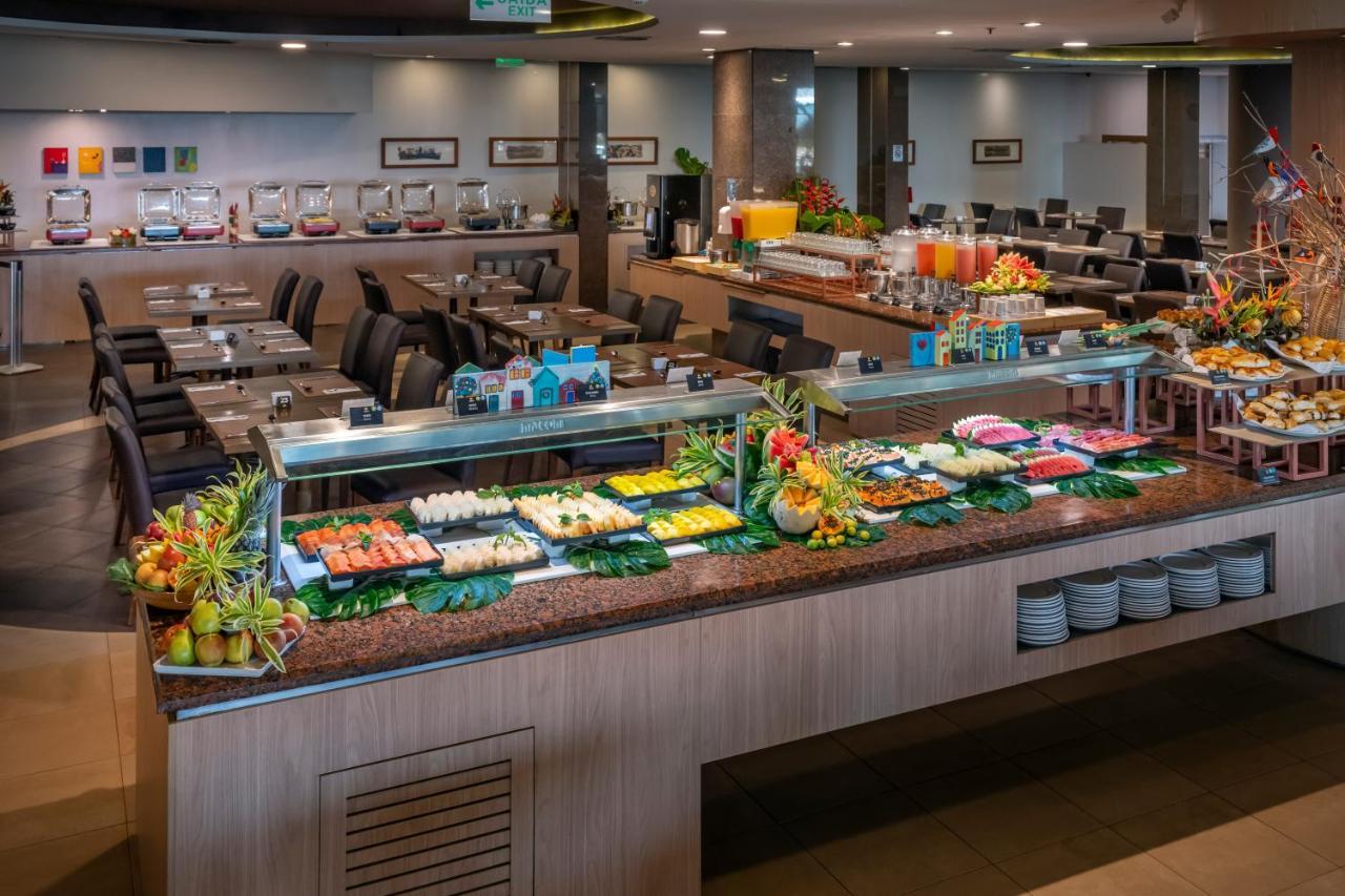 Serhs Natal Grand Hotel & Resort Esterno foto The buffet at the airport