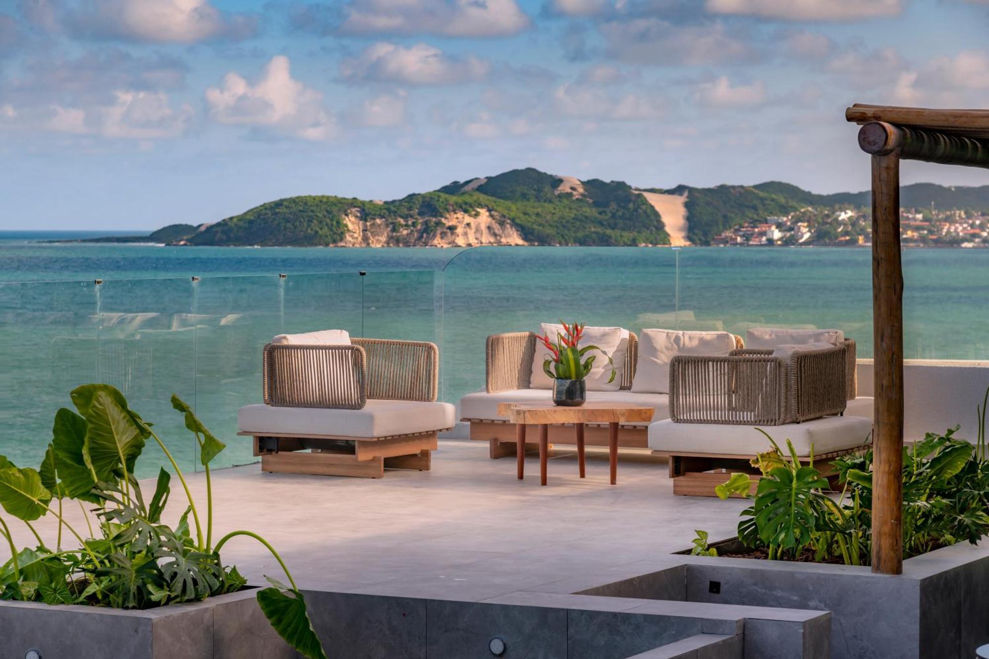 Serhs Natal Grand Hotel & Resort Esterno foto View of Koh Chang from the resort